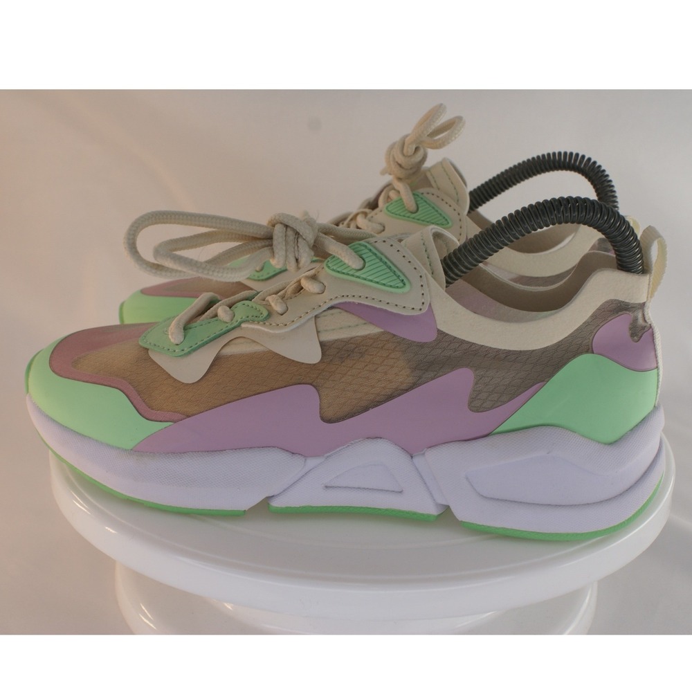 Fabletics Women Pastel Colorblock Mesh Chunky Sneakers Mint Lavender‎ Tan
